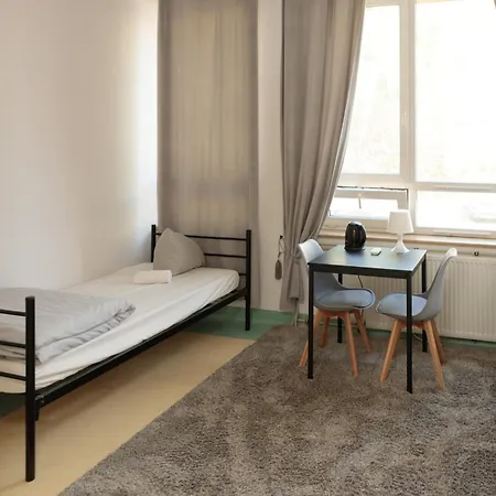 Alliance Hostel Varşova