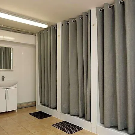 Alliance Hostal *