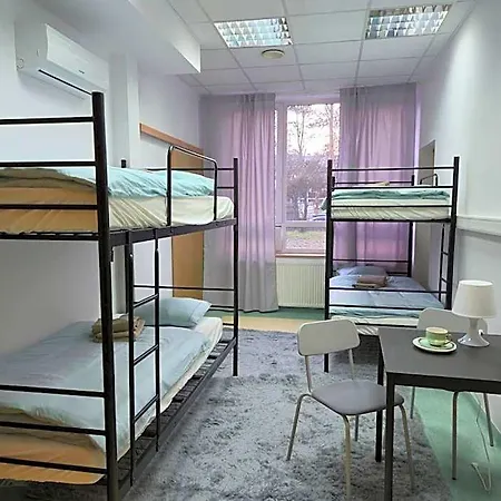 Alliance Hostal