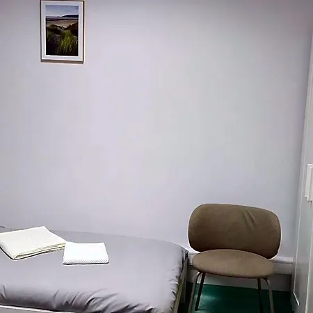 Alliance Hostal *