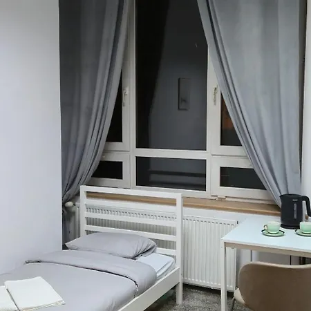 Alliance Hostal Varsovia